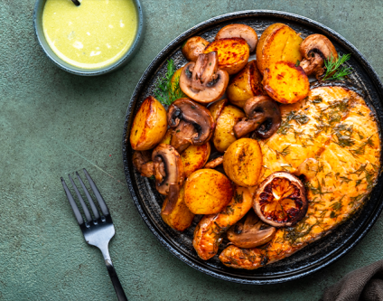 Mo: Spießbraten mit Kartoffeln